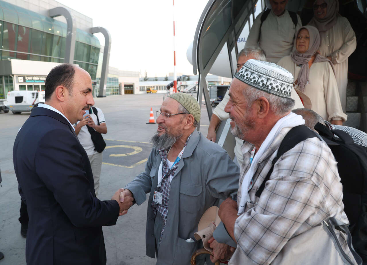 Kutsal topraklardan Konya’ya döndüler! Başkan Altay yeni müjdeyi verdi 1